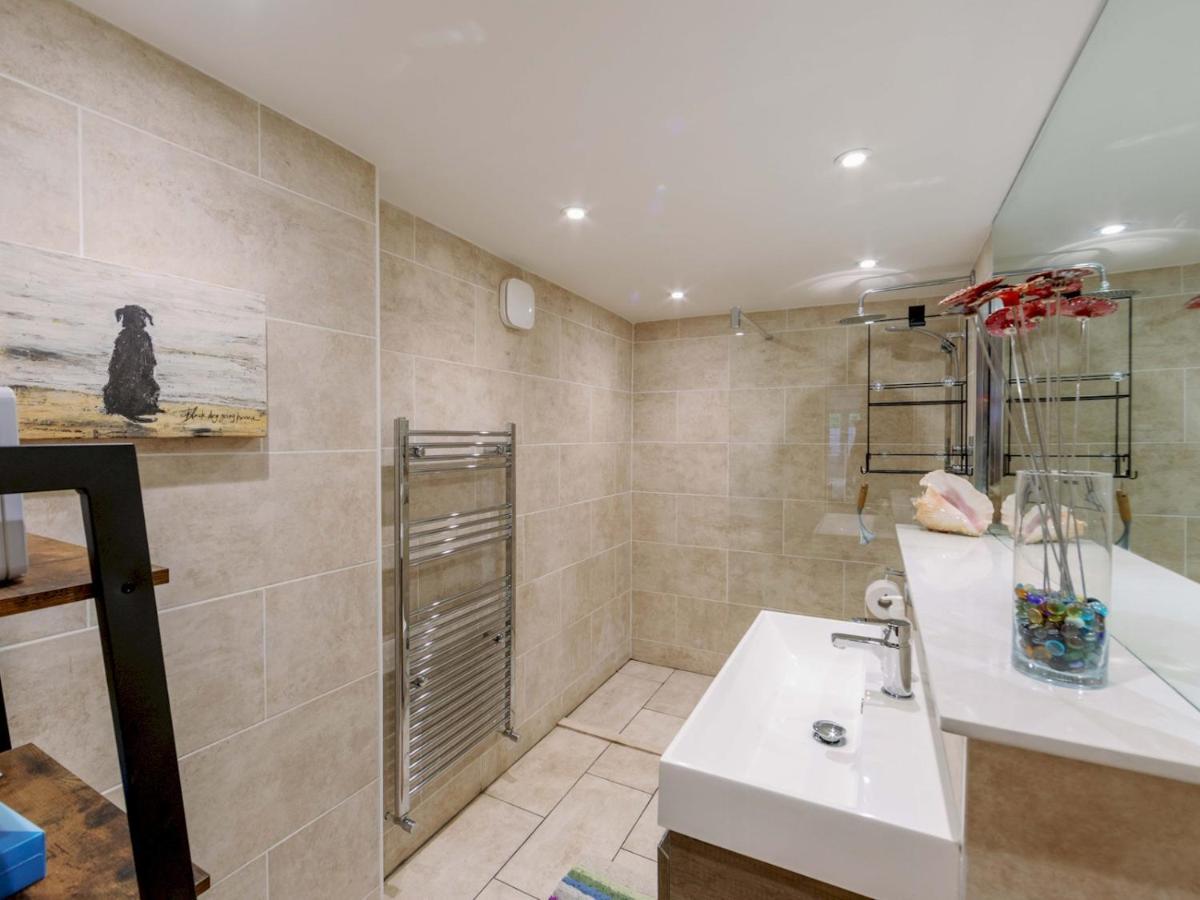 Pass The Keys Recently Renovated 1Br Flat With Private Garden In South London Appartamento Esterno foto